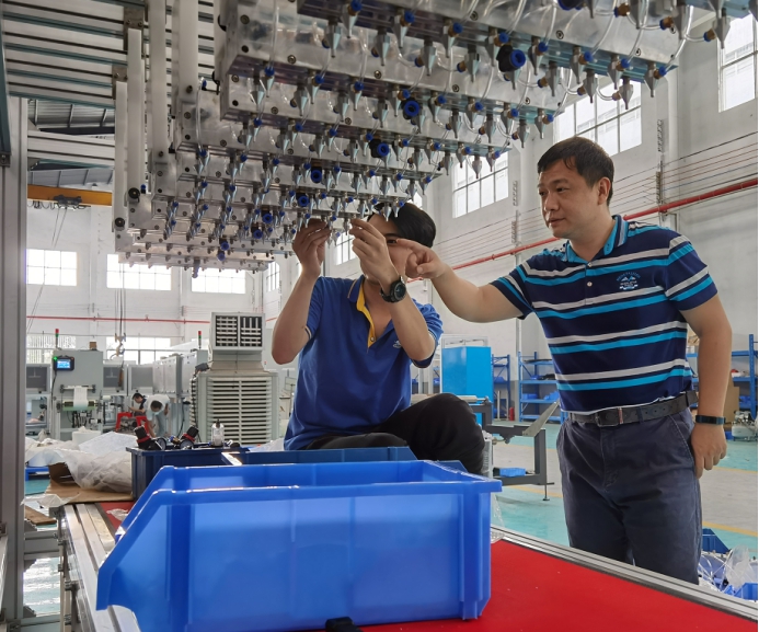 说明: https://gdutnews.gdut.edu.cn/__local/8/46/A3/EED0CF9BE8DC34E166BE7845263_FA0E43C9_52CE5.jpg